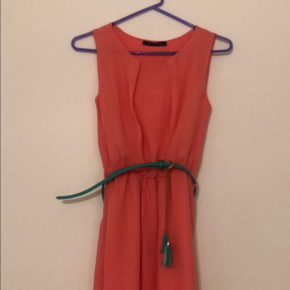 Cute dress!!